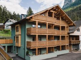 Max Green Wood Apartments, apartemen di Siusi