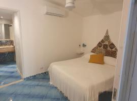 Marbnb Appartamenti Ponza centro, Porto Appartamento Ponza, hotel in Ponza