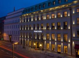 TITANIC Gendarmenmarkt Berlin, hotel cerca de Museo Histórico Alemán, Berlín