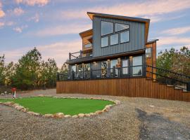 All FORE The View Cabin in Hochatown, hotell sihtkohas Broken Bow