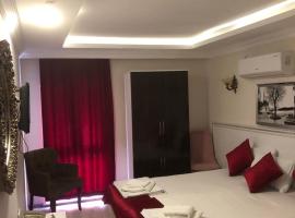 ÇARŞI HOTEL&CAFE، فندق في وسط مدينة ترابزون، طرابزون