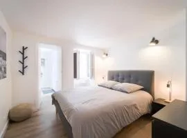 T2 lumineux avec sa terrasse ensoleillée