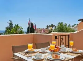 Duplex For 6 Guest with 3 Pools, Jacuzzi, BBQ, Parking, 200m from Beach Mijas Costa & Fuengirola