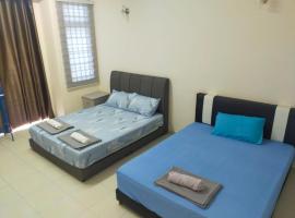 Cheerful 3-Bedroom Residential Home with Free WIFI, rumah kotej di Butterworth