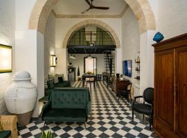 Loft 900 - Home & SPA - A Timeless Luxury in Monopoli, hotel in Monopoli