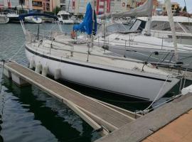 Dormir sur un bateau, отель в Кап-д'Агд