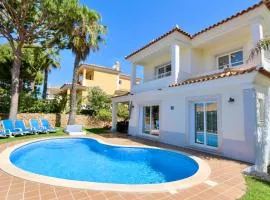 Villa Bolivia-CleverDetails