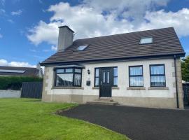 Holiday Home in Ballycastle - Fáinne na Cairde, accessible hotel in Ballycastle
