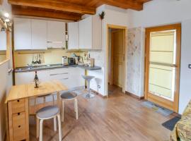 Allo Villo Lovely Apartment, hotel v destinaci Ostana