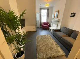 Perfect Home From Home In Stoke on Trent, hotel barato en Etruria