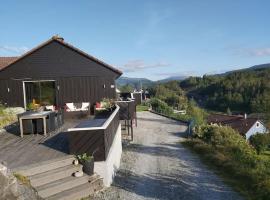 Casa Monami Leilighet i naturen nær Bergen, overnatningssted med køkken i Lonevåg