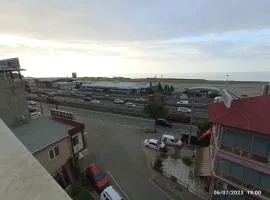 Deniz manzaralı, havalimanı yürüme beş dakika