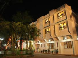 Hotel Ravikiran Alibaug, готель у місті Алібаг