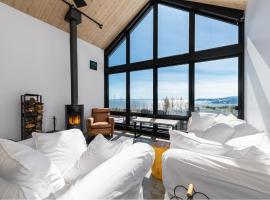 Chalet du bois flott&eacute;, hotel na praia em La Malbaie