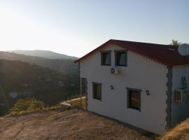 UmeyrTourizm, chalet de montaña en Trabzon