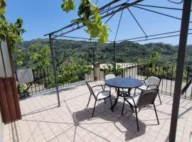 Appartamento indipendente vacanze a Palazzo Lupis