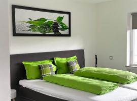 Gästehotel Lucendi Premium Lounge, khách sạn ở Hohenleimbach