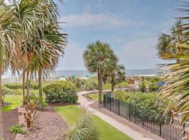 New Listing! Seagrove Villa 3A - Luxurious Ocean View!, hotel din Isle of Palms