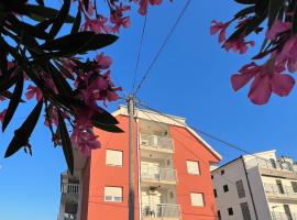 apartments & rooms ZORA, apartment in Trogir