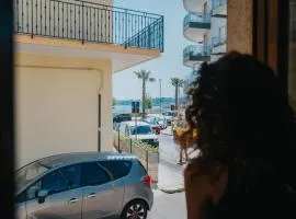 Graziandolina sul mare