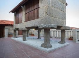 Casa Angelita terraza con hórreo y barbacoa, בית נופש בפויו