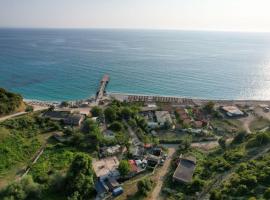 Tropikal Freskia Bunec, glamping site in Sarandë