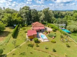 Wellness House On The River Kupa - Happy Rentals