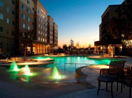 Residence Inn by Marriott San Antonio Six Flags at The RIM โรงแรมที่La Canteraในซานอันโตนิโอ