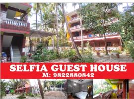 selfia guest house, guest house in Majorda