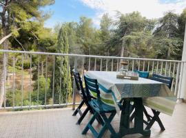 Bandol - Plage de Renécros, hotel in Bandol