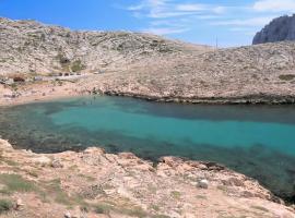 Chill Out Cabanon Coeur Calanques, planinska kuća u Marseilleu