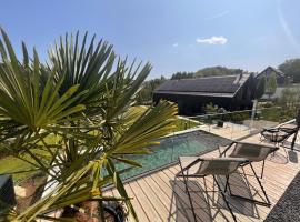 Chalet Romantik, hotel with pools in Freyung