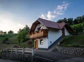 Vineyard Cottage Krivic บ้านพักในTrebelno