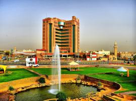 Ramada Hotel & Suites by Wyndham Al Qassim, hotel near Prince Nayef bin Abdulaziz International Airport - ELQ, Al Bukayriyah