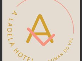 Hotel A Ladela – hotel w mieście Vicedo