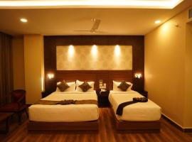 V FIVE HOTEL, hotel near Mahindra World City, Singapperumālkovil