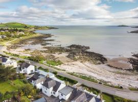 Neptune Cottage, stuga i Rockcliffe