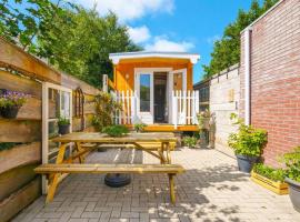 Tiny House In Ons Tuintje - Callantsoog aan Zee, domek nebo chatka v destinaci Callantsoog