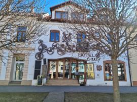 Hostel CafeRAZY, hotell i Poprad