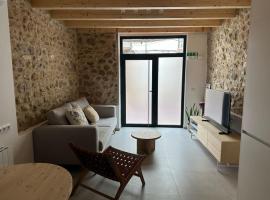 Ca Tono Casa Rural: Les Coves de Vinroma'da bir otel