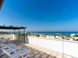 Sea View Penthouse-Attico, appartamento a Baia Verde