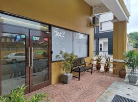 G FORTUNE HOTEL +, homestay in George Town