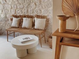 LISSA home, guest house in Vis