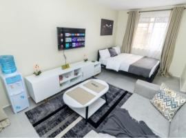 Cozy apartment off punda lane vet stop, παραθεριστική κατοικία σε Ngong