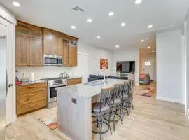 Toquerville Home with Mtn Views, Near State Parks!