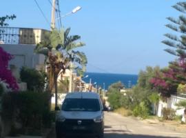 수스에 위치한 홀리데이 홈 Luxurious appart Sousse chat meriem with sea view