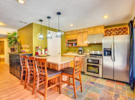 Park City Studio with Gas Grill Near Ski Resorts!, hotel con estacionamiento en Park City