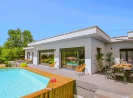 Beautiful Home In Montlimar With Outdoor Swimming Pool, Wifi And Private Swimming Pool, hotel in Montélimar