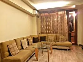 Nice and Cozy Studio Apartment + Kitchen and Open Balcoy In The Middle of CENTER