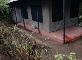 Mara Forest camp, luxe tent in Keekorok